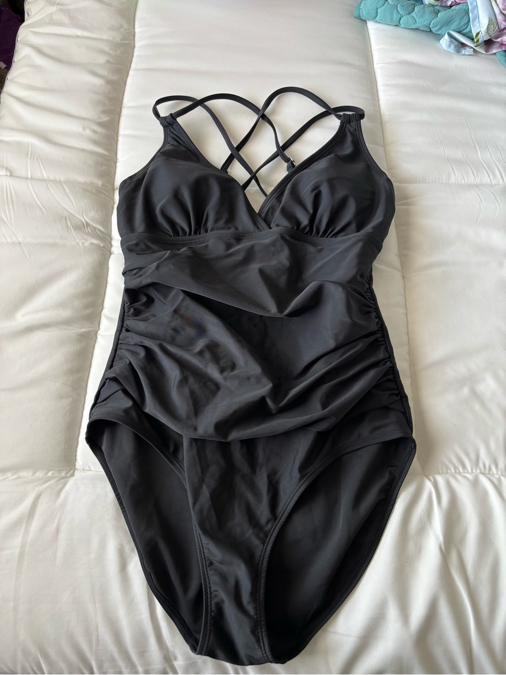 Cupshe Black Crisscross One-Piece Swimsuit